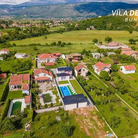 Villa Deluxe Buna *